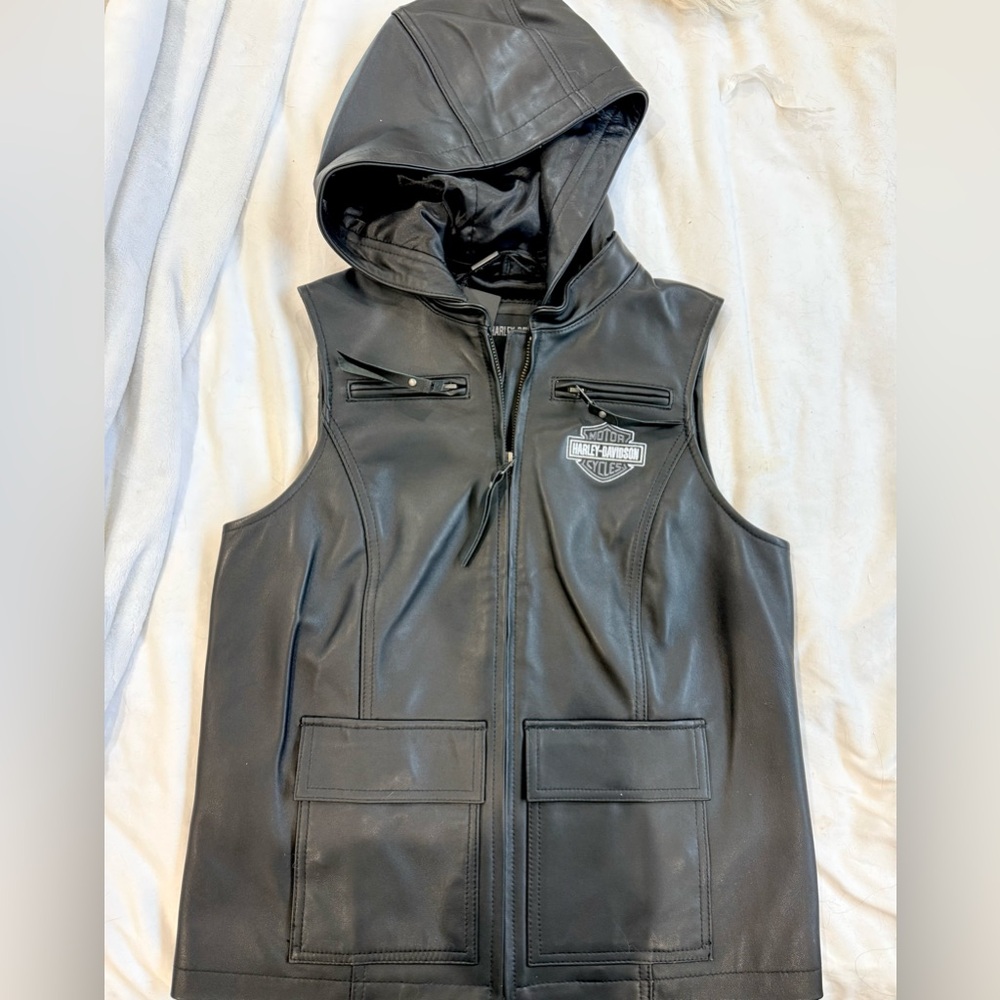 Harley-Davidson Women’s Off Roads Hooded Leather Vest XS Brand New!!